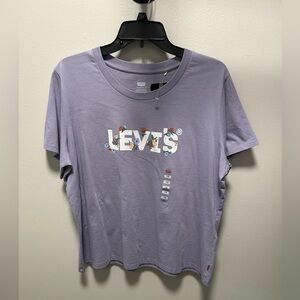 NWT- Women’s Size 1X Levi's Women's Purple Graphic Tee Pretty Floral 100% Cotton